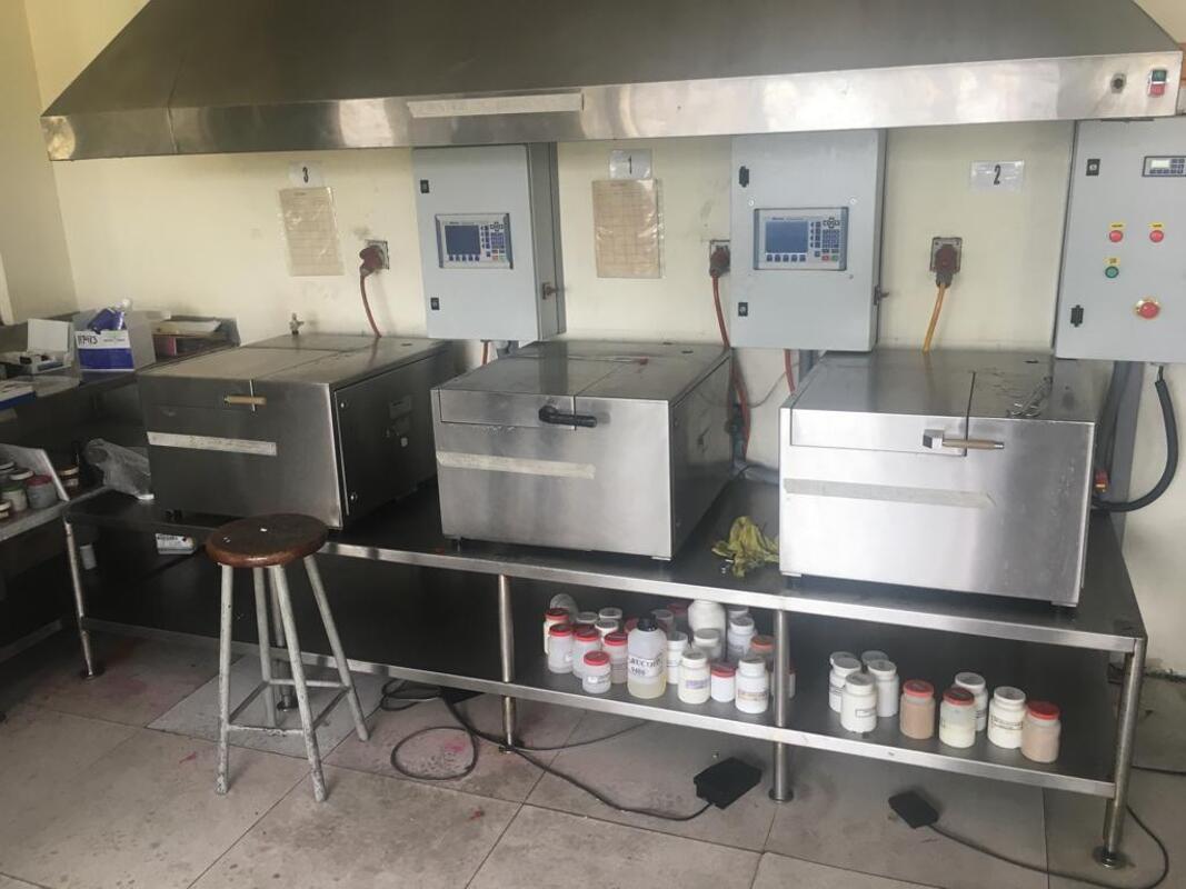 Comprar 3 x Sample dyeing machine Mathis na Casa Senna, MACHINERY